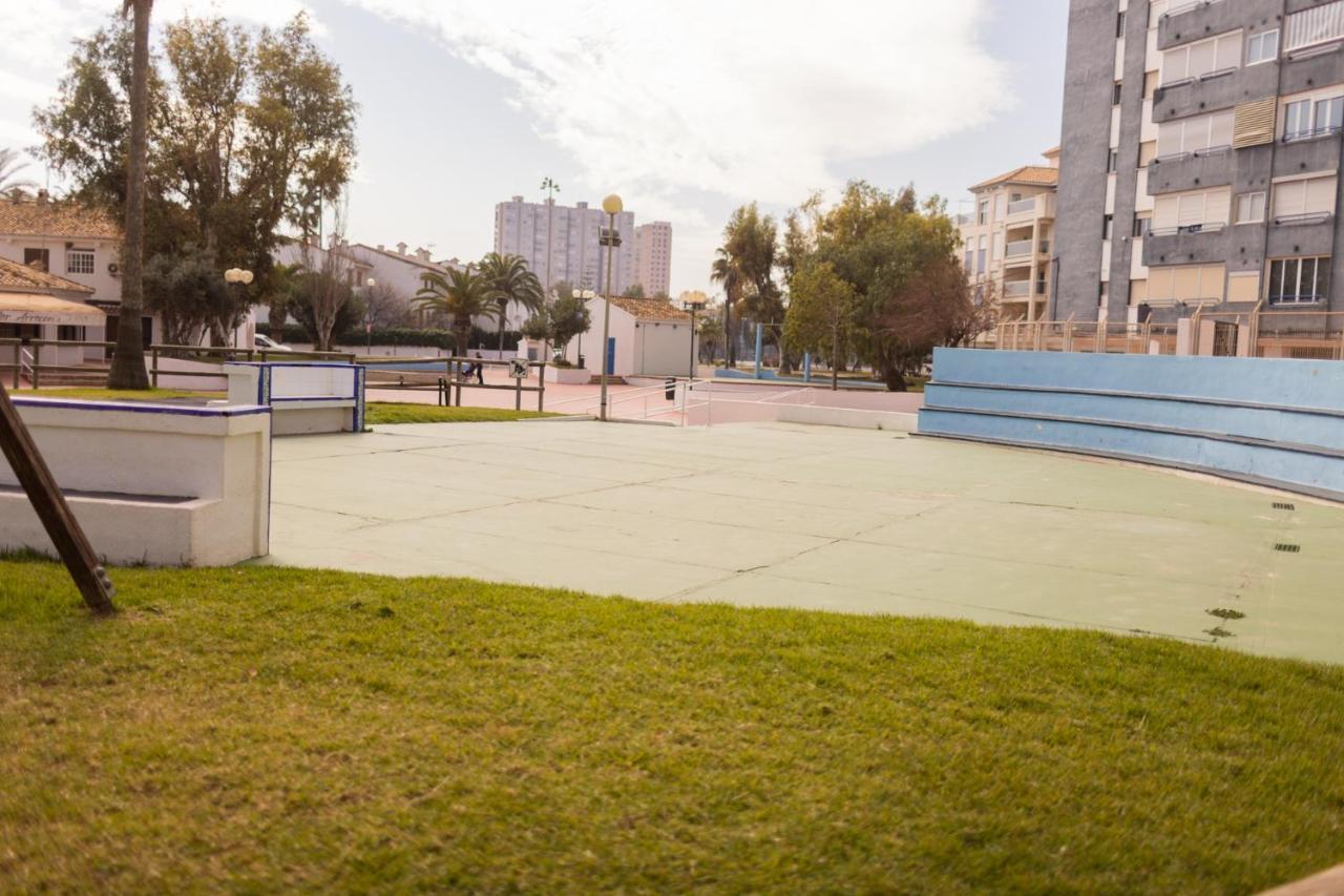 バレンシアPlatja Puigアパートメント エクステリア 写真